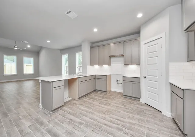 Photo 3 of Single family home for sale at 14831 Diamond Dove Ln, Baytown, TX 77523 | MLS# 11892621 | Listing updated on 2026-07-06