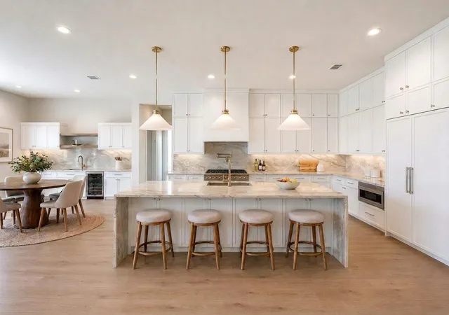 3rd image of 1525 Ronson Rd, Houston, TX 77055 | MLS# 10656807