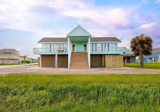 2nd image of 3120 Hwy 87, Port Bolivar, TX 77650 | MLS# 17579998