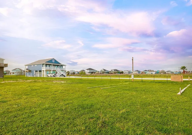 Photo 3 of Single family home for sale at 3120 Highway 87, Port Bolivar, TX 77650 | MLS# 17579998 | Listing updated on 2026-04-30