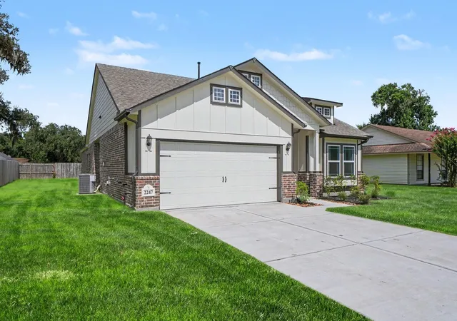 32nd image of 2247 Riveroaks Dr, West Columbia, TX 77486 | MLS# 11032353