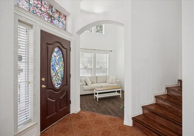 Photo 2 of Single family home for sale at 11811 Keswick Pines Ln, Houston, TX 77066 | MLS# 25574059 | Listing updated on 2026-09-21