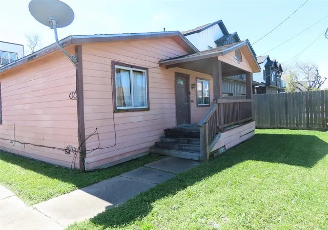 8th image of 4228 Sterling St, Houston, TX 77051 | MLS# 61632628