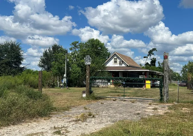 4th image of 756 County Road 5003, Cleveland, TX 77327 | MLS# 94305432