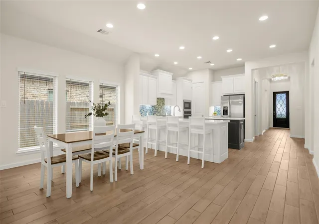 Photo 4 of Single family home for sale at 21206 Bridle Rose Trl, Tomball, TX 77377 | MLS# 73240058 | Listing updated on 2026-09-05