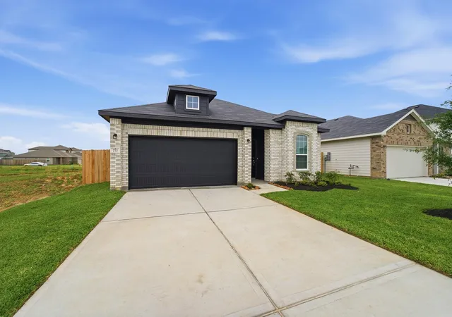 3rd image of 772 Red Mulberry St, La Marque, TX 77568 | MLS# 53486404