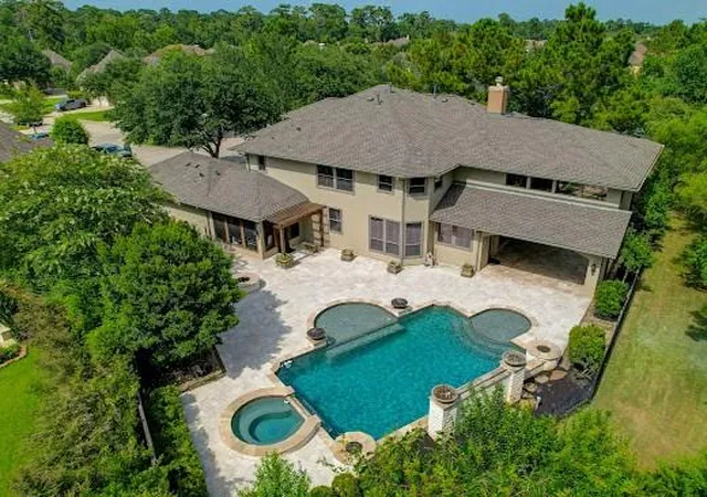 Photo 3 of Single family home for sale at 1303 Blantyre Way, Kingwood, TX 77339 | MLS# 5678154 | Listing updated on 2026-09-19