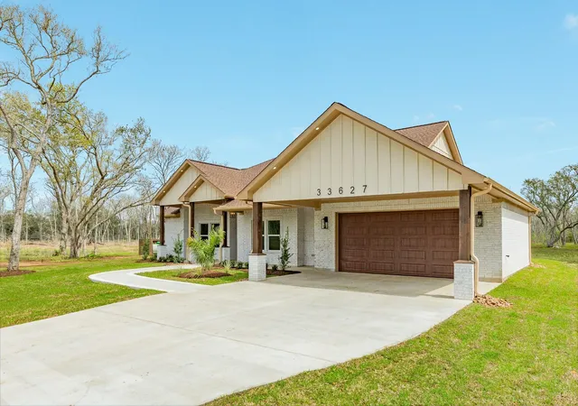 Homes for sale in Richwood, TX | 33627 Blue Marlin, Richwood, TX 77515 | MLS# 10100145