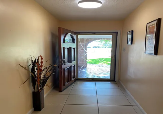 5th image of 1414 Howell Ave, La Marque, TX 77568 | MLS# 45341160