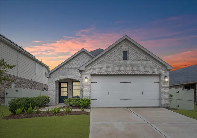 Photo 1 of Sale Pending at 10521 Preserve Way, Conroe, TX 77385 | MLS# 22775868 | Listing updated on 2026-09-03