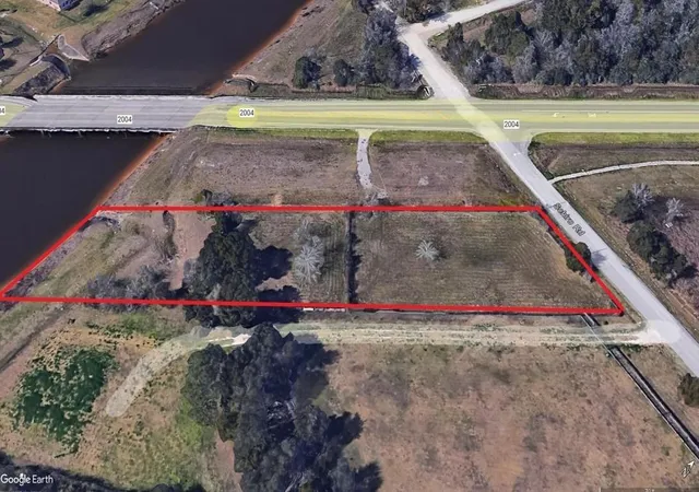 Photo 1 of Land for sale at 9015 Schiro Rd, Hitchcock, TX 77563 | MLS# 23408030 | Listing updated on 2026-09-14