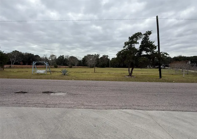 Photo 2 of Land for sale at 9015 Schiro Rd, Hitchcock, TX 77563 | MLS# 23408030 | Listing updated on 2026-09-14