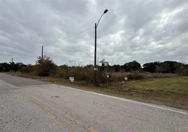 Photo 3 of Land for sale at 9015 Schiro Rd, Hitchcock, TX 77563 | MLS# 23408030 | Listing updated on 2026-09-14