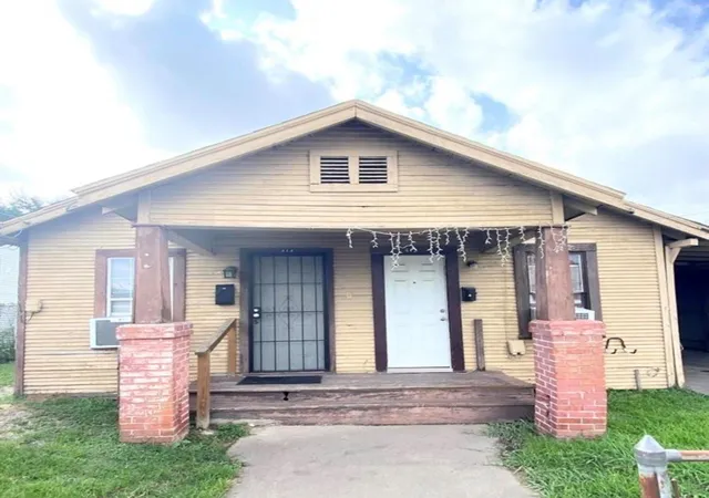 1st image of 412 N Bryan St, Houston, TX 77011 | MLS# 95338097