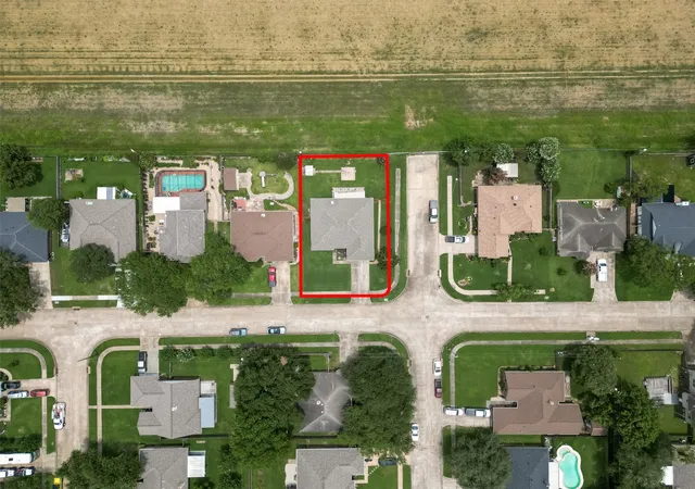 Homes for sale in Dickinson, TX | 3413 Blue Wing Dr, Dickinson, TX 77539 | MLS# 87162037