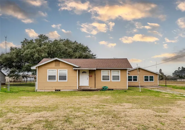 5th image of 118 Cedar Vale Rd, Bay City, TX 77414 | MLS# 63305572