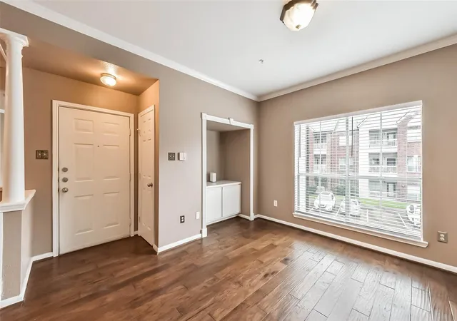 5th image of 1330 Old Spanish Trl #2204, Houston, TX 77054 | MLS# 22417538