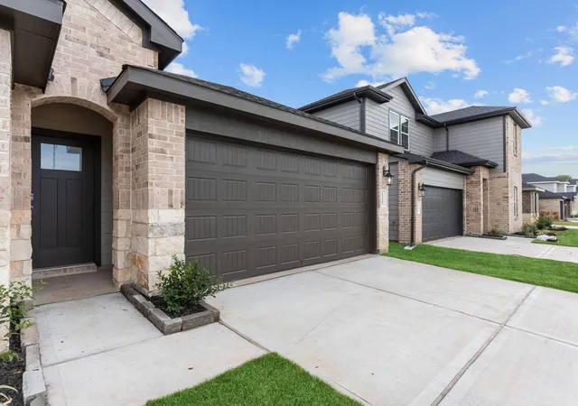 2nd image of 1031 Pecan Harvest Dr, Beasley, TX 77417 | MLS# 92566853