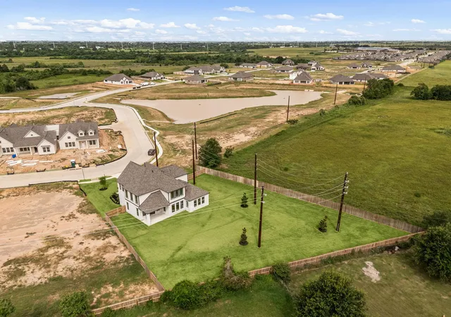 28th image of 349 Covey, Sealy, TX 77474 | MLS# 66888426