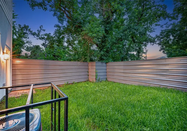 31st image of 6808 Madrid St, Houston, TX 77021 | MLS# 31801414
