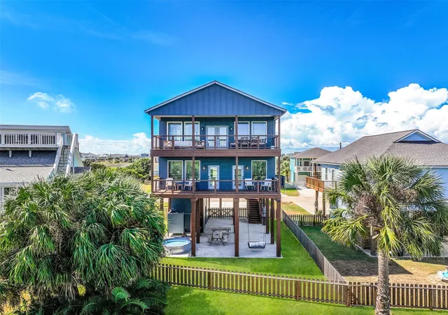 Photo 2 of Single family home for sale at 4110 Isla Del Sol, Galveston, TX 77554 | MLS# 13662120 | Listing updated on 2026-09-12