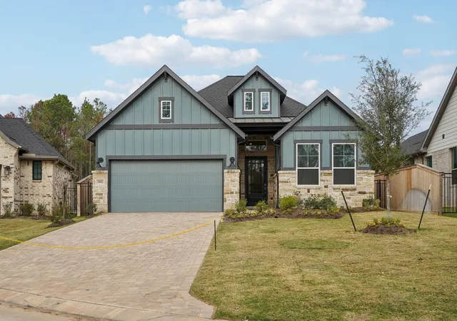 Photo 1 of Sale Pending at 25932 N Outrider Banks, Montgomery, TX 77316 | MLS# 20437111 | Listing updated on 2026-09-12