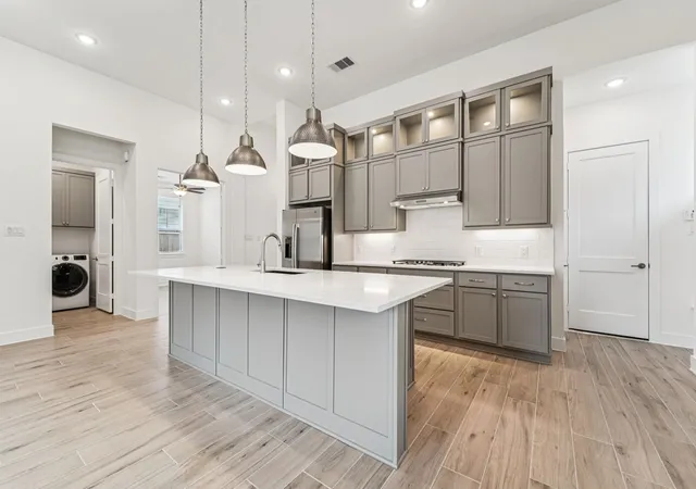 Photo 2 of Sale Pending at 25932 N Outrider Banks, Montgomery, TX 77316 | MLS# 20437111 | Listing updated on 2026-09-12