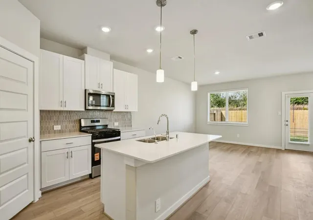 1st image of 720 Sand Dollar Dr, Kemah, TX 77565 | MLS# 68183964
