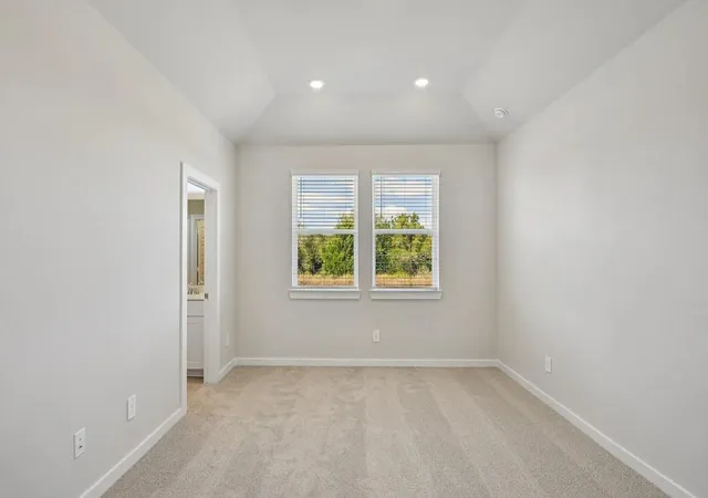 5th image of 720 Sand Dollar Dr, Kemah, TX 77565 | MLS# 68183964