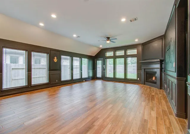 Photo 2 of Sale Pending at 17107 Crimson Crest Dr, Conroe, TX 77302 | MLS# 21102107 | Listing updated on 2026-06-10