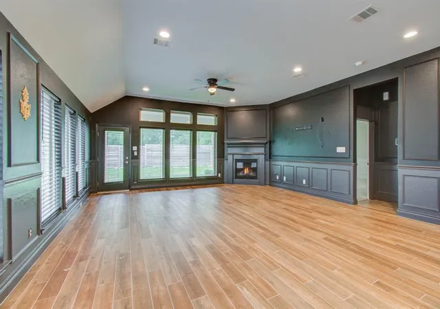 Photo 3 of Sale Pending at 17107 Crimson Crest Dr, Conroe, TX 77302 | MLS# 21102107 | Listing updated on 2026-06-10