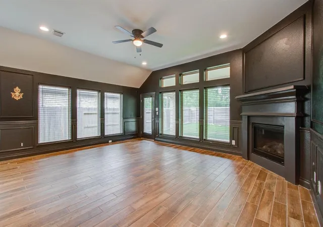 Photo 4 of Sale Pending at 17107 Crimson Crest Dr, Conroe, TX 77302 | MLS# 21102107 | Listing updated on 2026-06-10