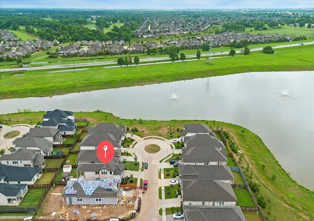 Photo 2 of Single family home for sale at 14 Savory Saute Dr, Richmond, TX 77406 | MLS# 94618242 | Listing updated on 2026-08-29