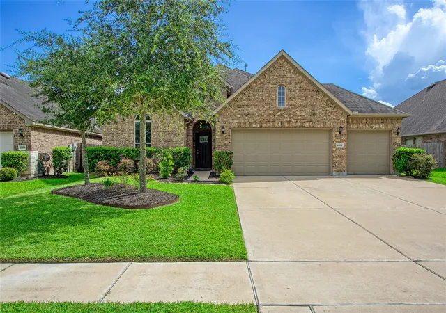 Photo 1 of Single family home for sale at 30205 Willow Chase Ln, Brookshire, TX 77423 | MLS# 21920670 | Listing updated on 2026-08-15
