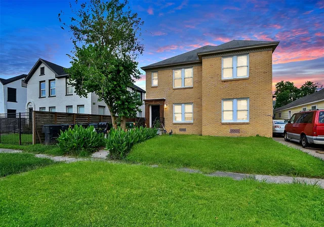 2nd image of 2501 Truxillo St #1-7, Houston, TX 77004 | MLS# 7873636