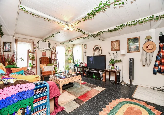 5th image of 2501 Truxillo St #1-7, Houston, TX 77004 | MLS# 7873636