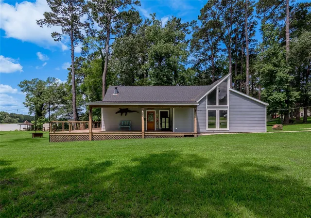 Homes for sale in Trinity, TX | 172 Lake Dr, Trinity, TX 75862 | MLS# 11677659