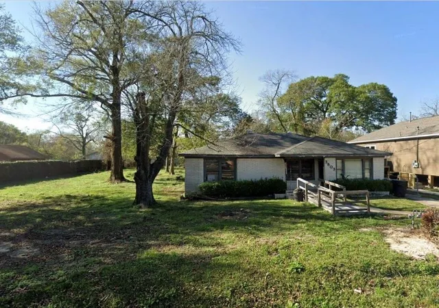 1st image of 3803 Milbrad St, Houston, TX 77026 | MLS# 19374736
