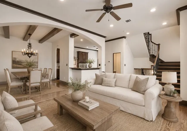 Photo 1 of Single family home for sale at 1241 W 24th Street #C, Houston, TX 77008 | MLS# 77139162 | Listing updated on 2026-09-17