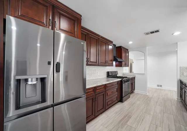 Photo 4 of Single family home for sale at 6719 Prairie Village Dr, Katy, TX 77449 | MLS# 2195586 | Listing updated on 2026-08-31