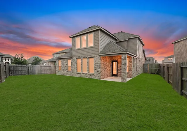 2nd image of 12808 Narrow Cove Dr, La Marque, TX 77568 | MLS# 37591389