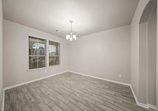 5th image of 12808 Narrow Cove Dr, La Marque, TX 77568 | MLS# 37591389