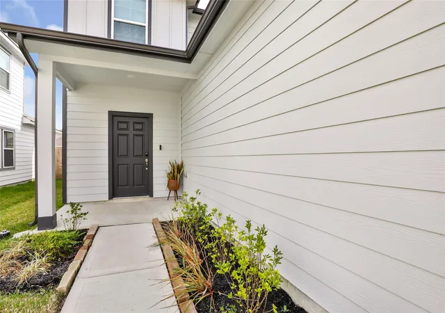 Photo 3 of Single family home for sale at 11614 Prosperity Dr, Crosby, TX 77532 | MLS# 7472547 | Listing updated on 2026-09-15