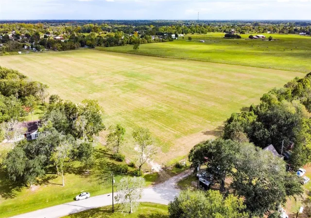 Photo 2 of Land for sale at 13801 Cedar St, Santa Fe, TX 77517 | MLS# 17042105 | Listing updated on 2026-01-13
