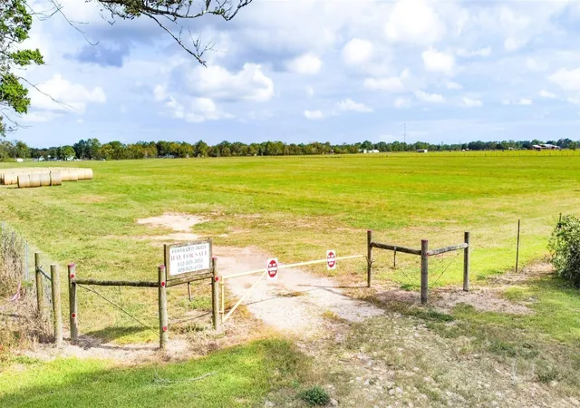 Photo 4 of Land for sale at 13801 Cedar St, Santa Fe, TX 77517 | MLS# 17042105 | Listing updated on 2026-01-13