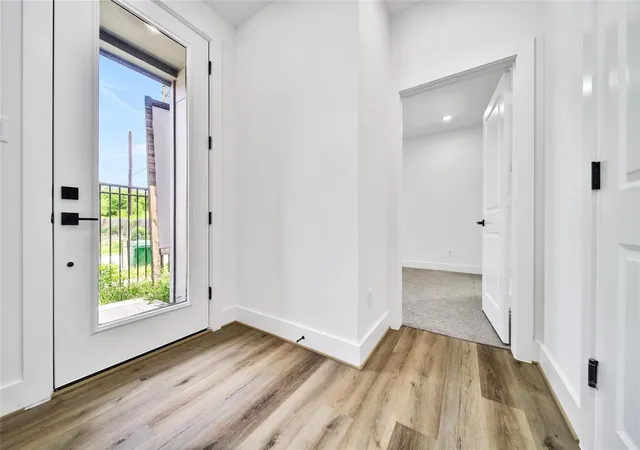 Photo 3 of Single family home for sale at 4124 Buck St, Houston, TX 77020 | MLS# 81739132 | Listing updated on 2026-07-02