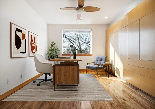 Photo 3 of Townhouse for sale at 94 Drew St #C, Houston, TX 77006 | MLS# 39444450 | Listing updated on 2026-08-29