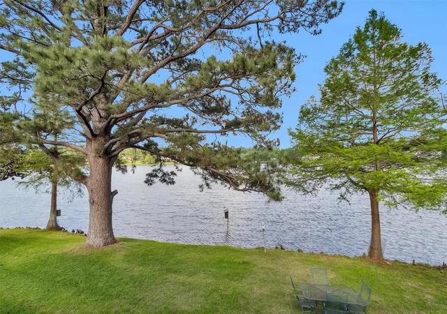 1st image of 1502 Wimbledon Dr, Huntsville, TX 77340 | MLS# 45449574