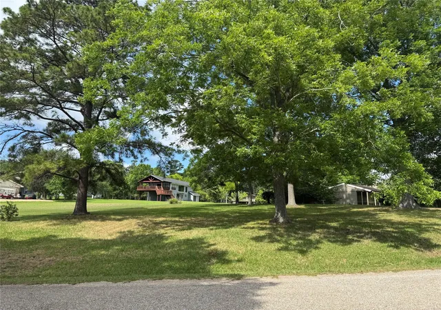 Photo 4 of Land for sale at 35 Imperial Cir, Coldspring, TX 77331 | MLS# 20465746 | Listing updated on 2026-05-23