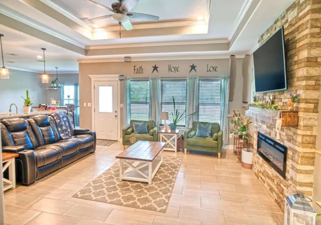 Photo 3 of Single family home for sale at 512 Wellshire, West Columbia, TX 77486 | MLS# 68228371 | Listing updated on 2026-06-27